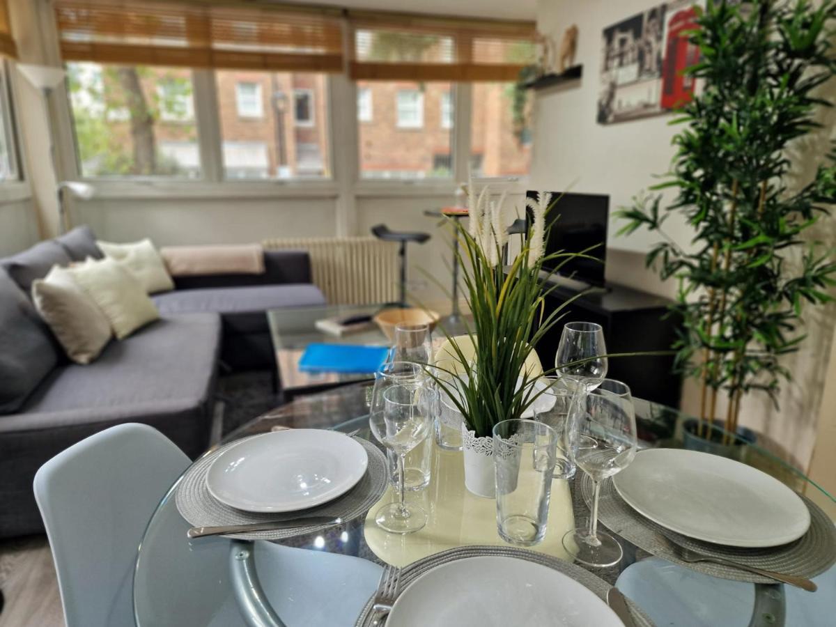 2 Bedrooms Flat In Great Location! Londra Dış mekan fotoğraf